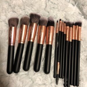 Rose Gold / 14 Pcs Brush Set